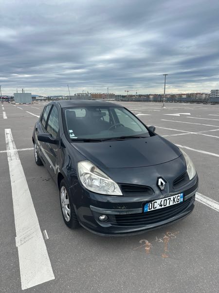 Renault Clio clio 3 1,4 16v Critaire 2