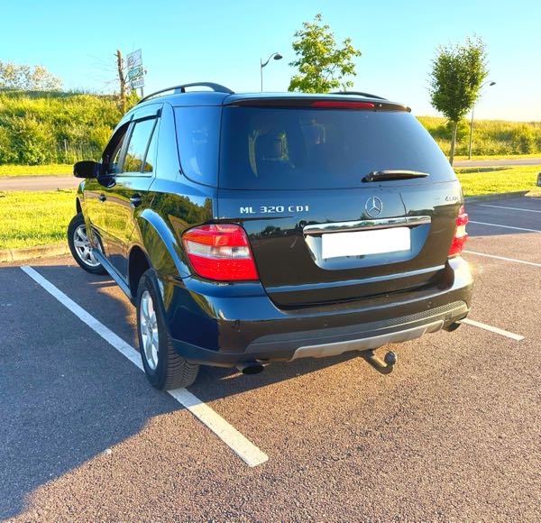 Mercedes-Benz Classe M II ML 320 CDI SPORT 7G-TRONIC