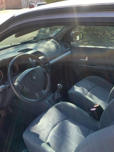 Renault Clio III (2) 1.2 16V 75 AUTHENTIQUE 3P EURO5
