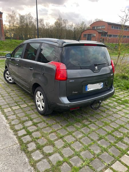 Peugeot 5008 (2) 1.6 HDI 115 STYLE 7PL