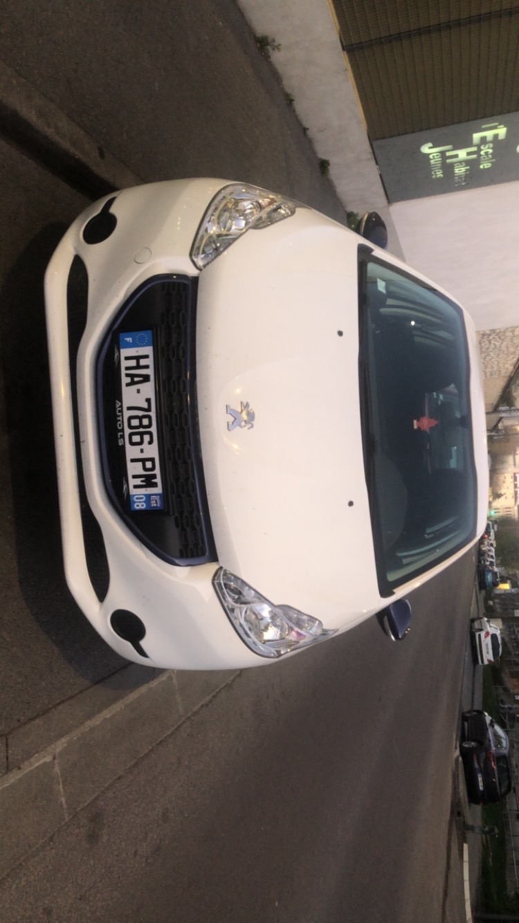 Peugeot 208 (2) 1.0 PURETECH 68 LIKE 3P