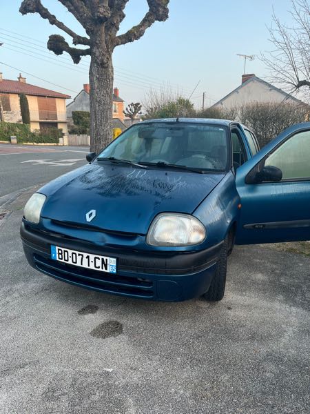 Renault Clio II 1.4 RTE 5P