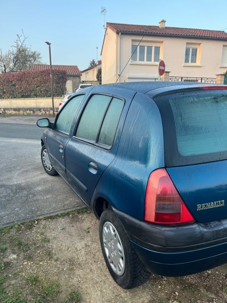 Renault Clio II 1.4 RTE 5P