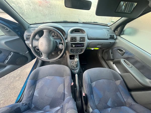 Renault Clio II 1.4 RTE 5P