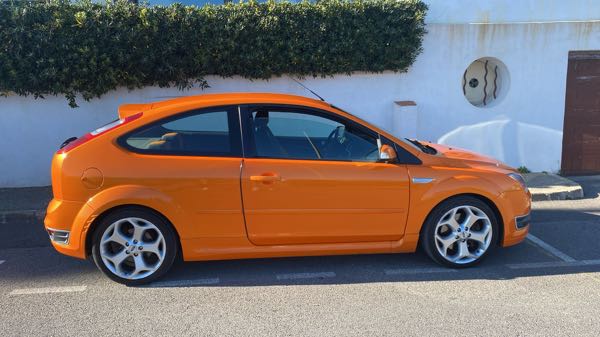 Ford Focus II 2.5 T 225 ST 3P