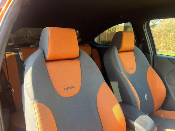 Ford Focus II 2.5 T 225 ST 3P