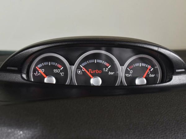 Ford Focus II 2.5 T 225 ST 3P