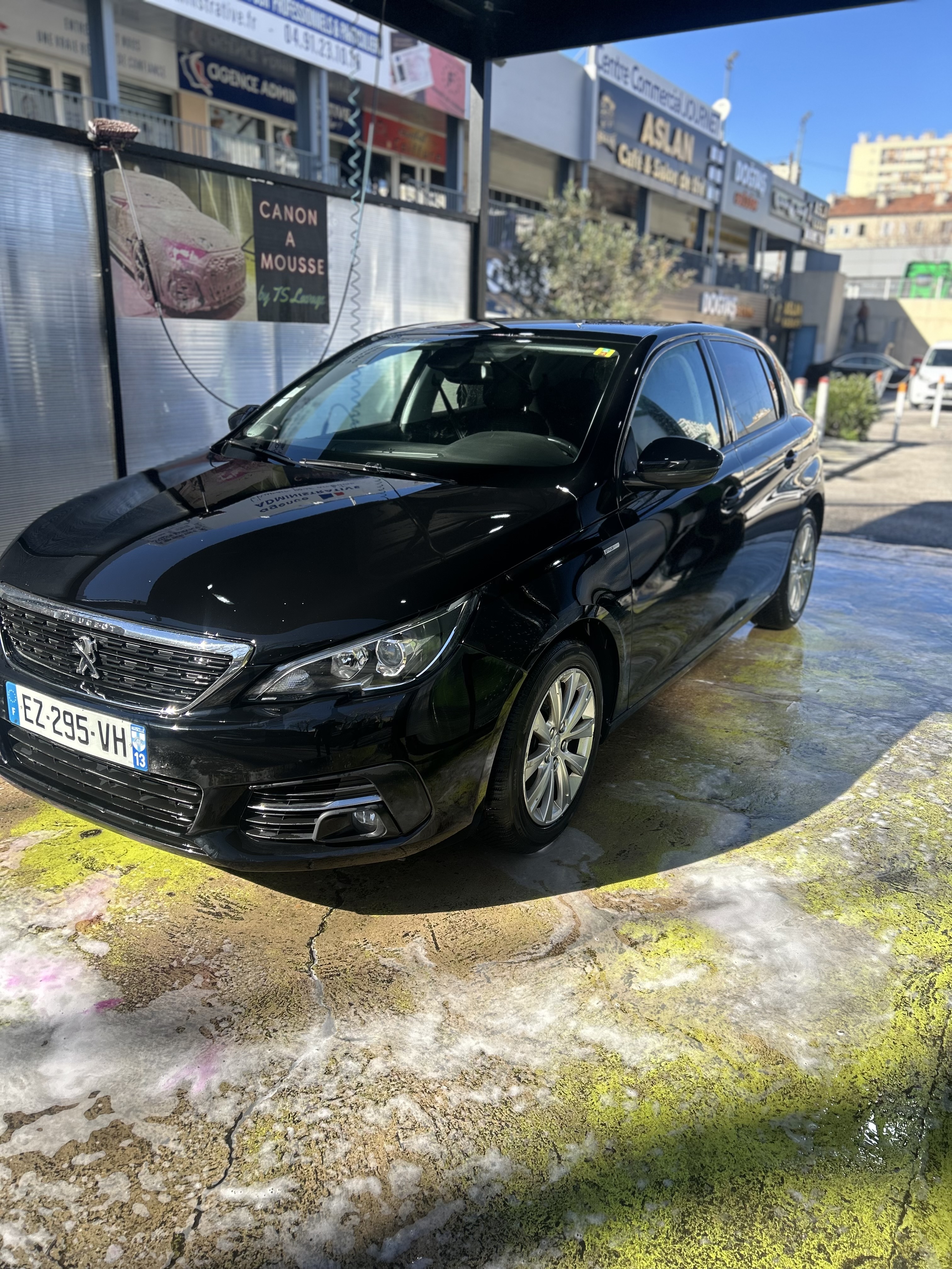 Peugeot 308 II (2) 1.5 BLUEHDI 130 S&amp;S 7CV STYLE
