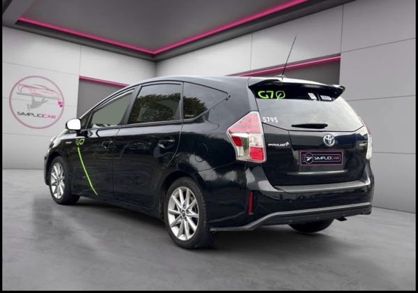 Toyota Prius+ Skyview