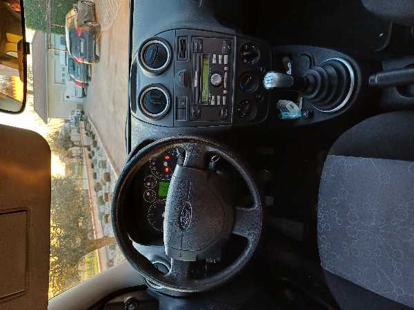 Ford Fiesta V 1400 TDCI GHIA 5P