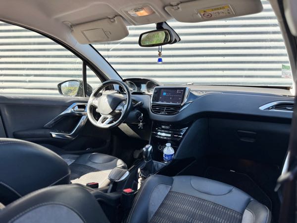Peugeot 2008 (2) 1.6 BLUEHDI 100 CROSSWAY