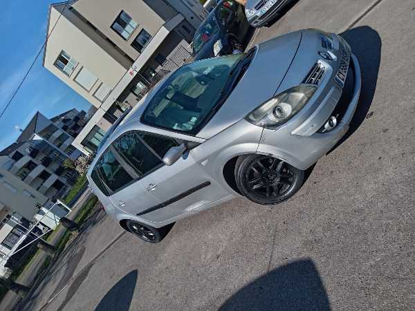 Renault Grand Scenic IV 1.5 DCI 110 ENERGY INTENS 5PL