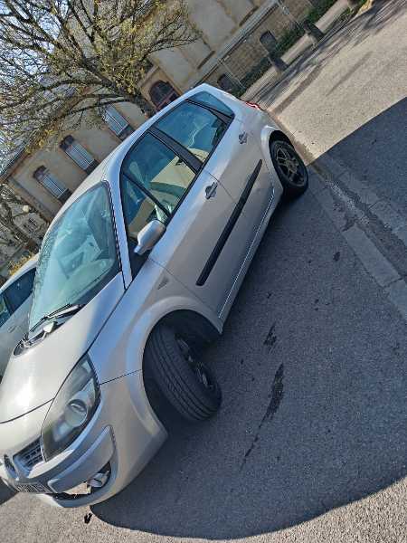 Renault Grand Scenic IV 1.5 DCI 110 ENERGY INTENS 5PL