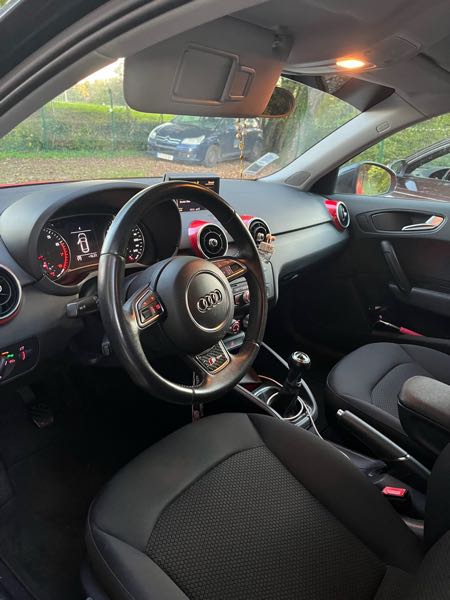 Audi A1 SPORTBACK 1.2 TFSI 86 S LINE