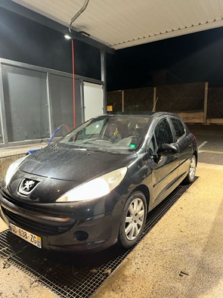 Peugeot 207 1.6 HDI 16V 110 EXECUTIVE PACK 5P