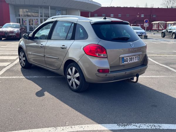 Renault Clio RENAULT CLIO 3 ESTATE DCI 105 ECO2 Exception TomTom