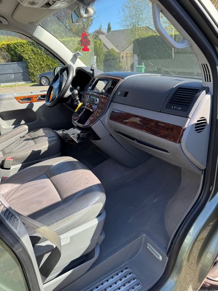 Volkswagen Multivan volkswagen T5 Higline Multivan 174