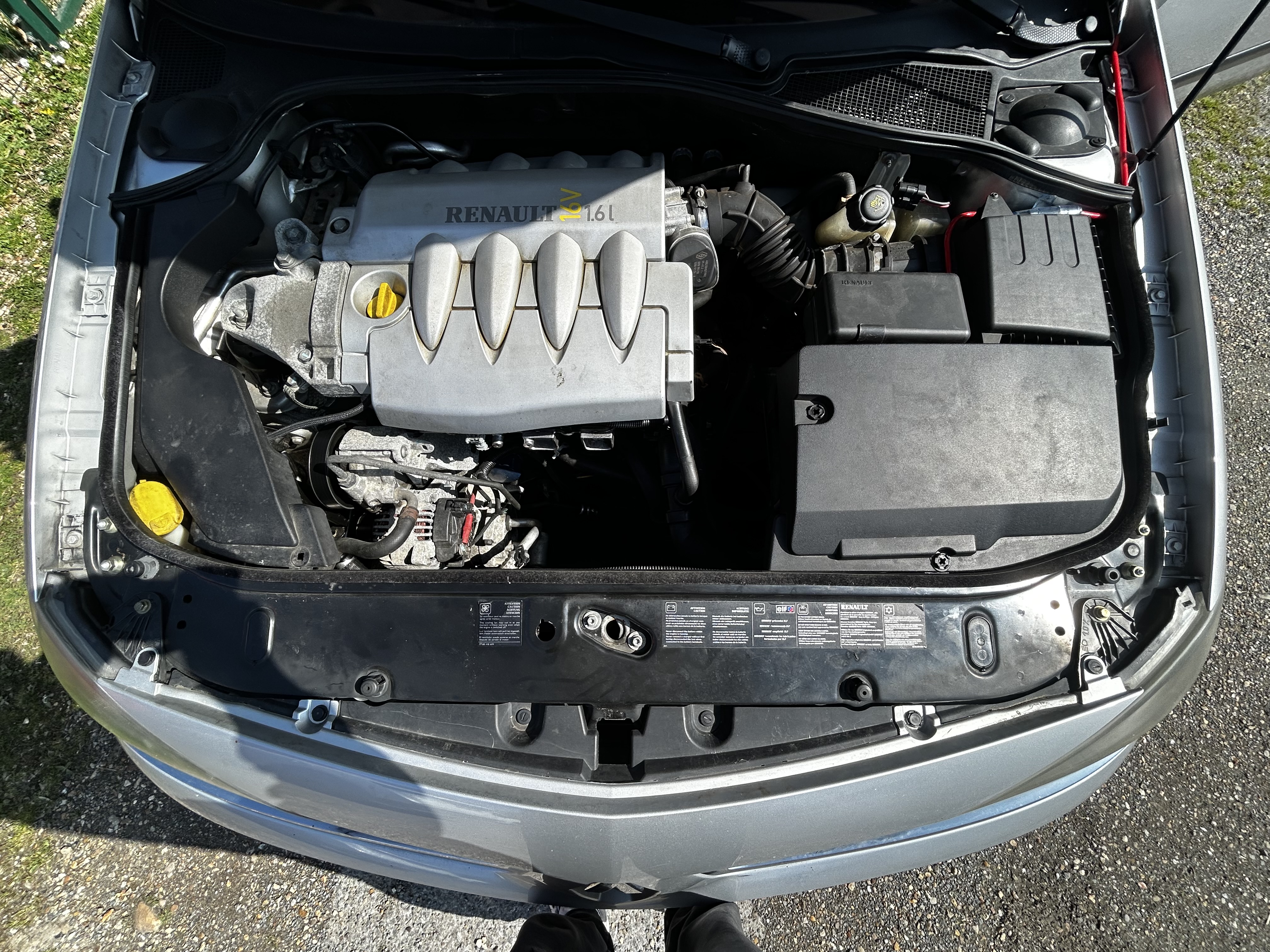 Renault Laguna III 1.6 16V 110 AUTHENTIQUE