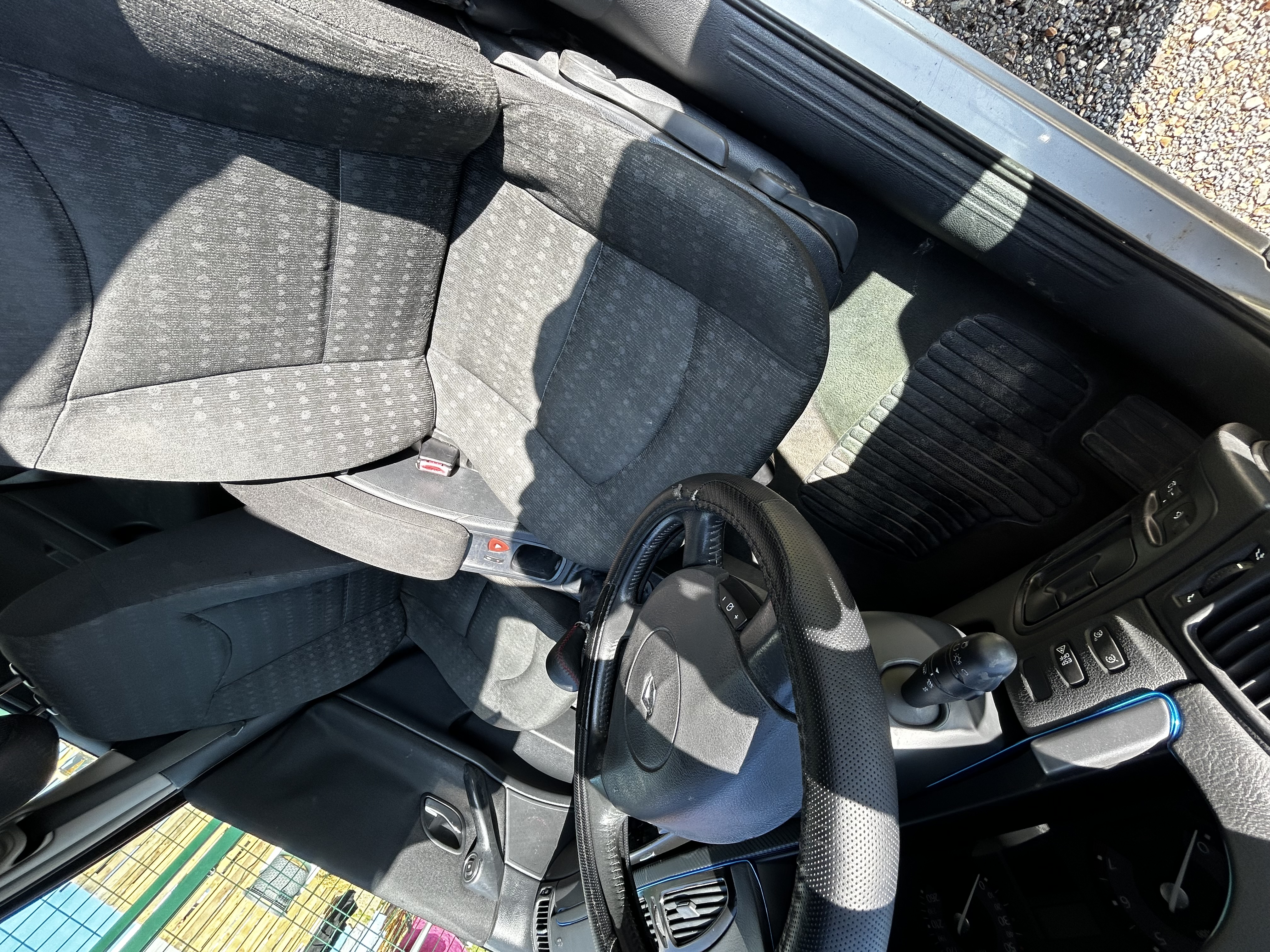 Renault Laguna III 1.6 16V 110 AUTHENTIQUE