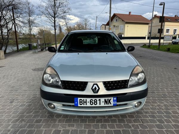 Renault Clio III 1.2 60 AUTHENTIQUE 5P