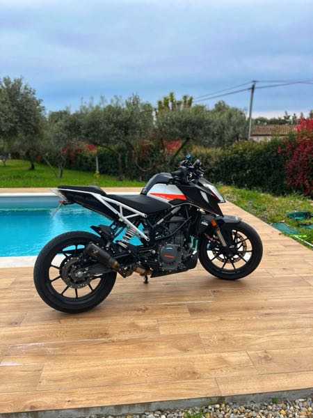 KTM DUKE