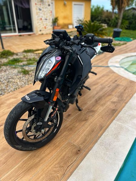 KTM DUKE