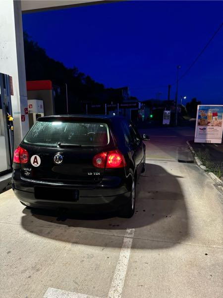 Volkswagen Golf V 1.9 TDI 105 CONFORTLINE 5P