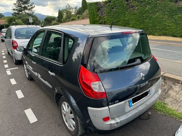 Renault Scenic II (2) 1.5 DCI 105 DYNAMIQUE