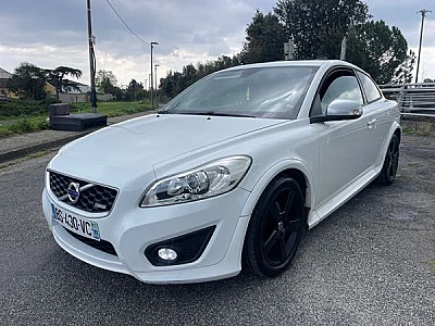 Volvo C30 (2) D2 115 R-DESIGN EDITION