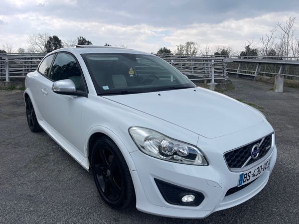 Volvo C30 (2) D2 115 R-DESIGN EDITION