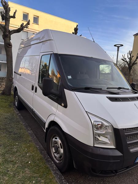 Ford Transit IV KOMBI T 310 L2H2 TREND 2.2 L TDCI 125