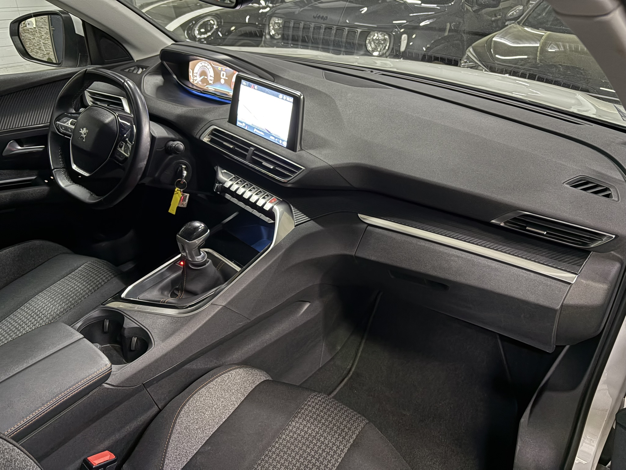 Peugeot 3008 II (2) 1.5 3008 BLUEHDI 130 S&S ACTIVE BUSINESS BVM6