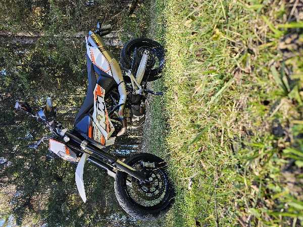 KTM SMC R