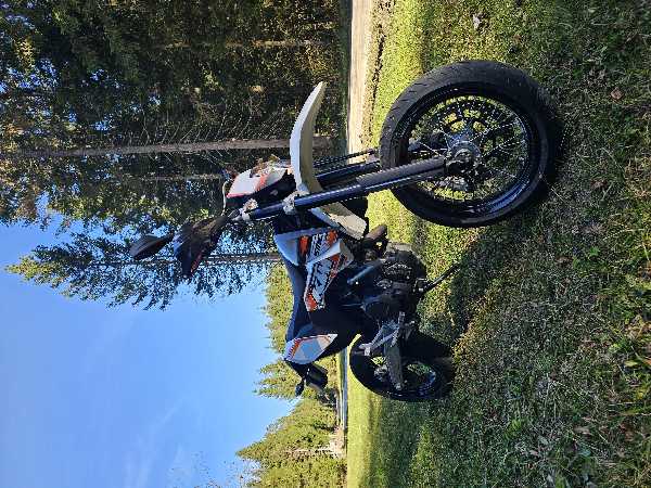 KTM SMC R