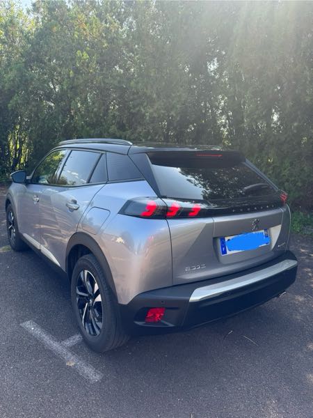 Peugeot 2008 II 1.5 BLUEHDI 130 S&amp;S GT LINE EAT8