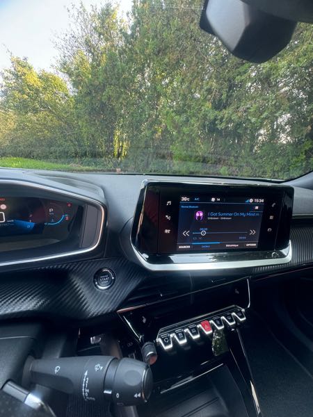 Peugeot 2008 II 1.5 BLUEHDI 130 S&amp;S GT LINE EAT8