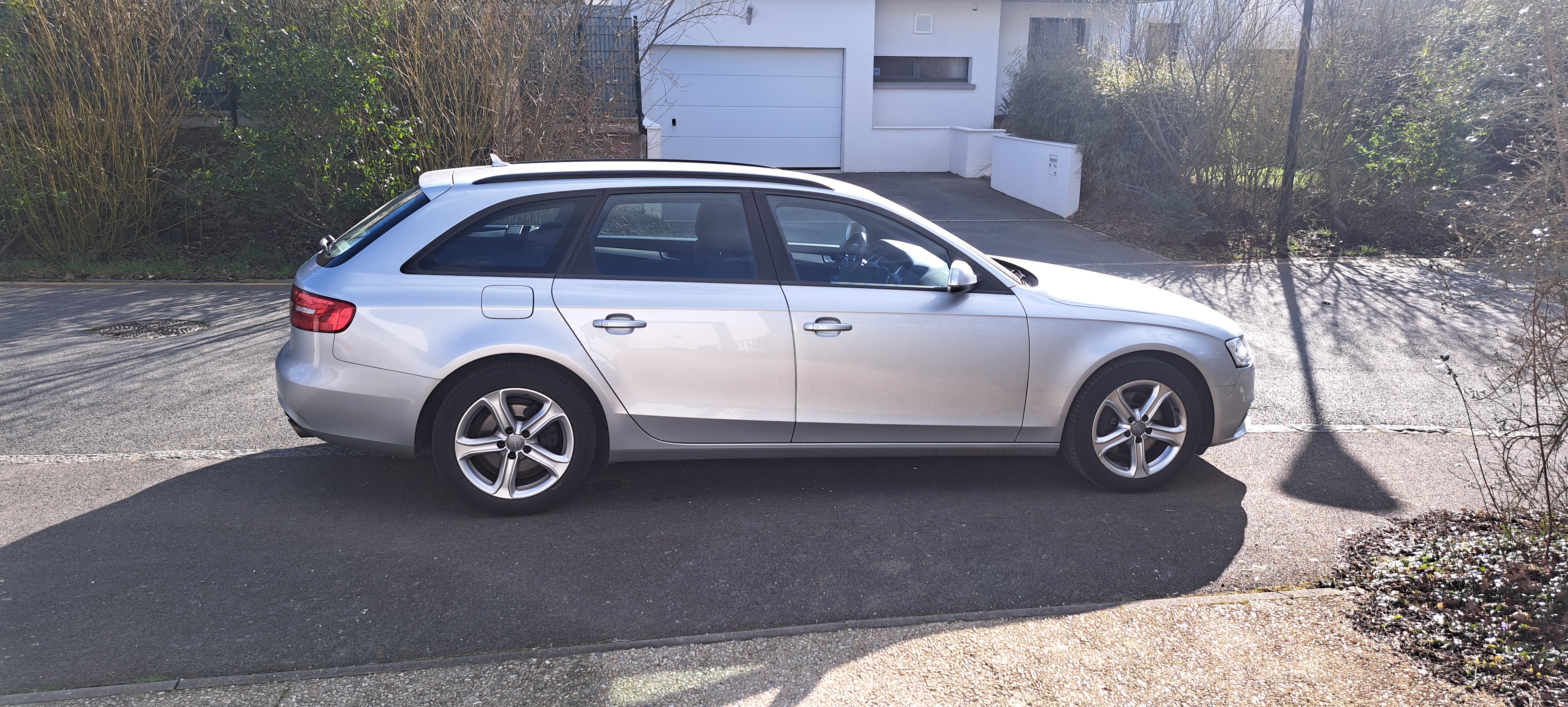 Audi A4 IV (2) AVANT 3.0 V6 TDI 245 AMBIENTE QUATTRO