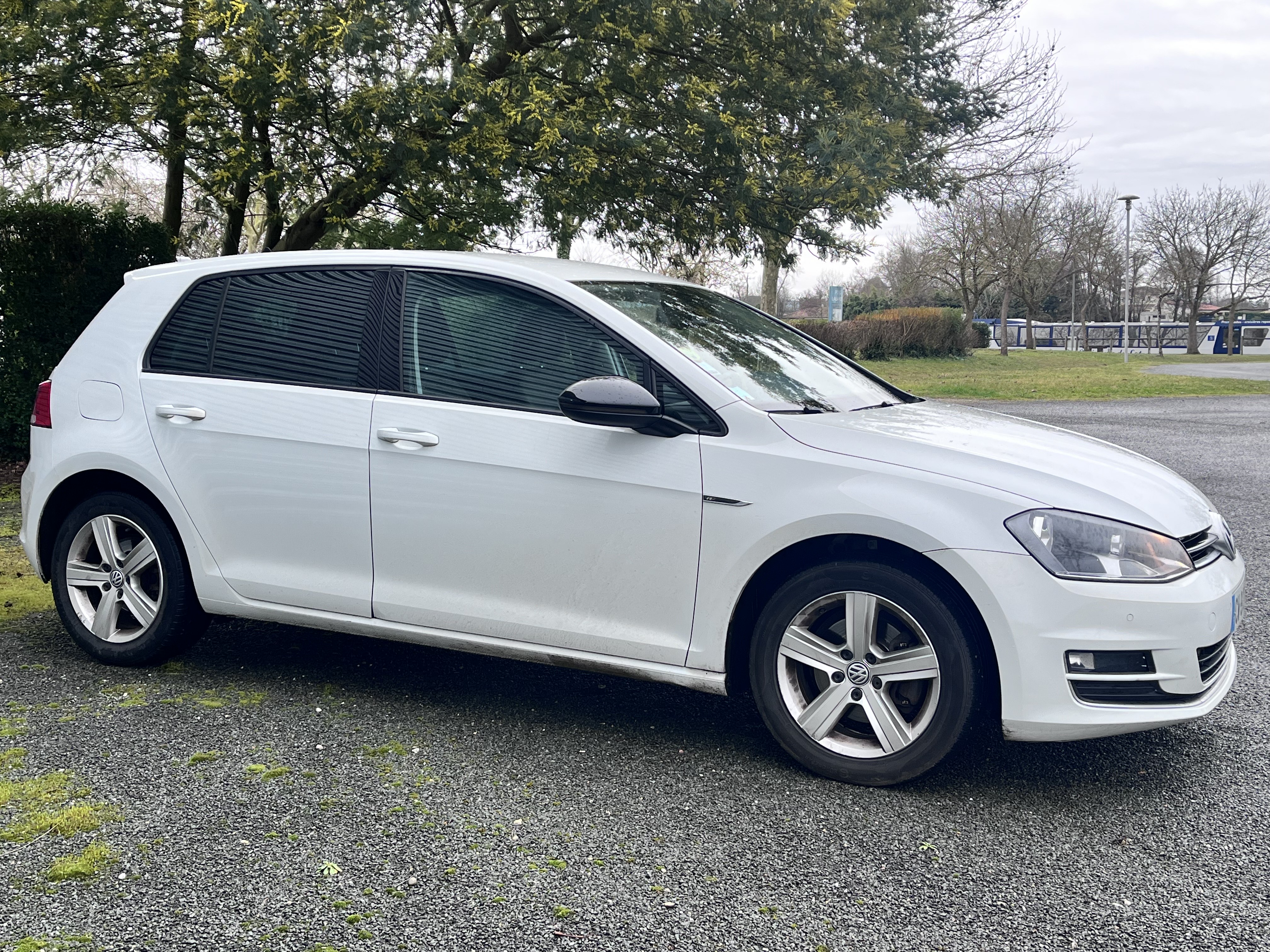 Volkswagen Golf VII (2) 2.0 TDI 150 BLUEMOTION TECHNOLOGY 8CV CARAT 5P