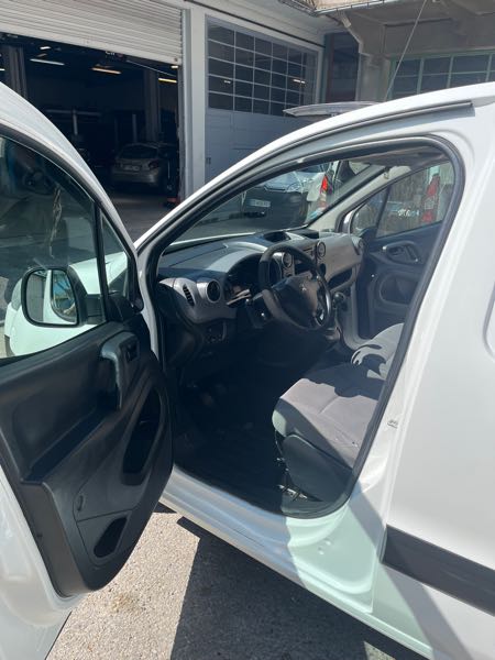 Peugeot Partner II (2) 1.6 HDI 90 121 L2