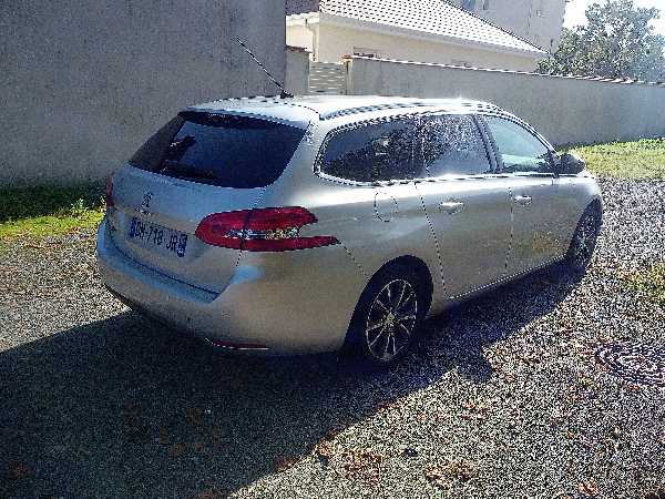 Peugeot 308 II (2) SW 1.2 PURETECH 130 S&amp;S 7CV ALLURE