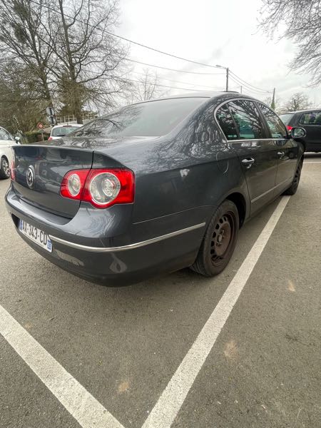 Volkswagen Passat VII 2.0 TDI 140 FAP BLUEMOTION TECHNOLOGY CARAT DSG6