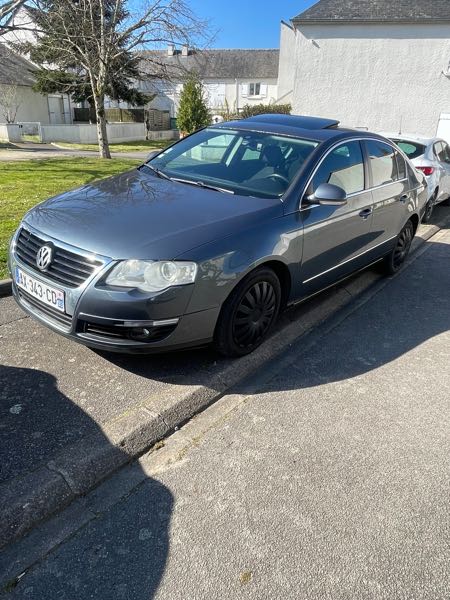 Volkswagen Passat VII 2.0 TDI 140 FAP BLUEMOTION TECHNOLOGY CARAT DSG6