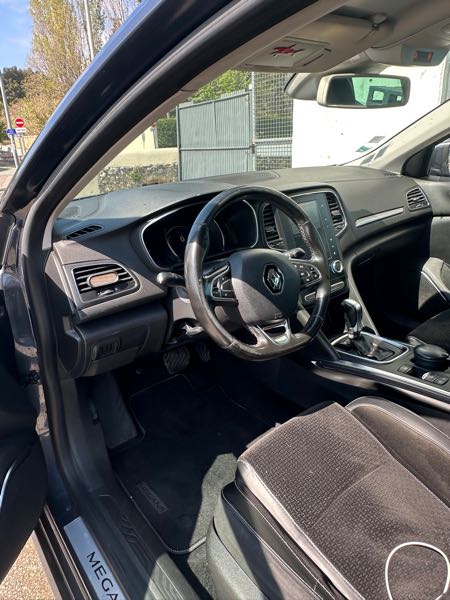 Renault Megane IV 1.5 DCI 110 ENERGY INTENS EDC