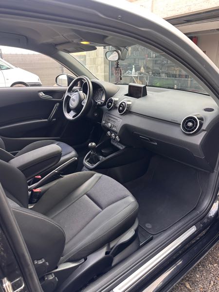 Audi A1 SPORTBACK 1.6 TDI 105 AMBITION