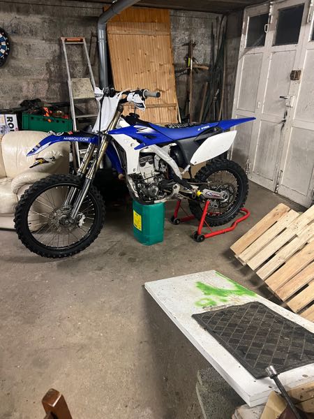 YAMAHA YZF 250cc