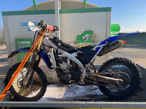 YAMAHA YZF 250cc