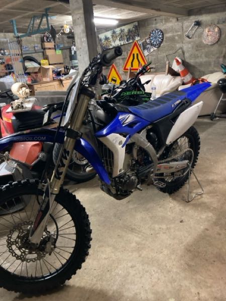 YAMAHA YZF 250cc
