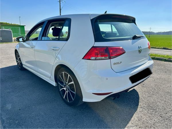 Volkswagen Golf VII 2.0 TDI 150 BLUEMOTION TECHNOLOGY EDITION 40 BV6 5P