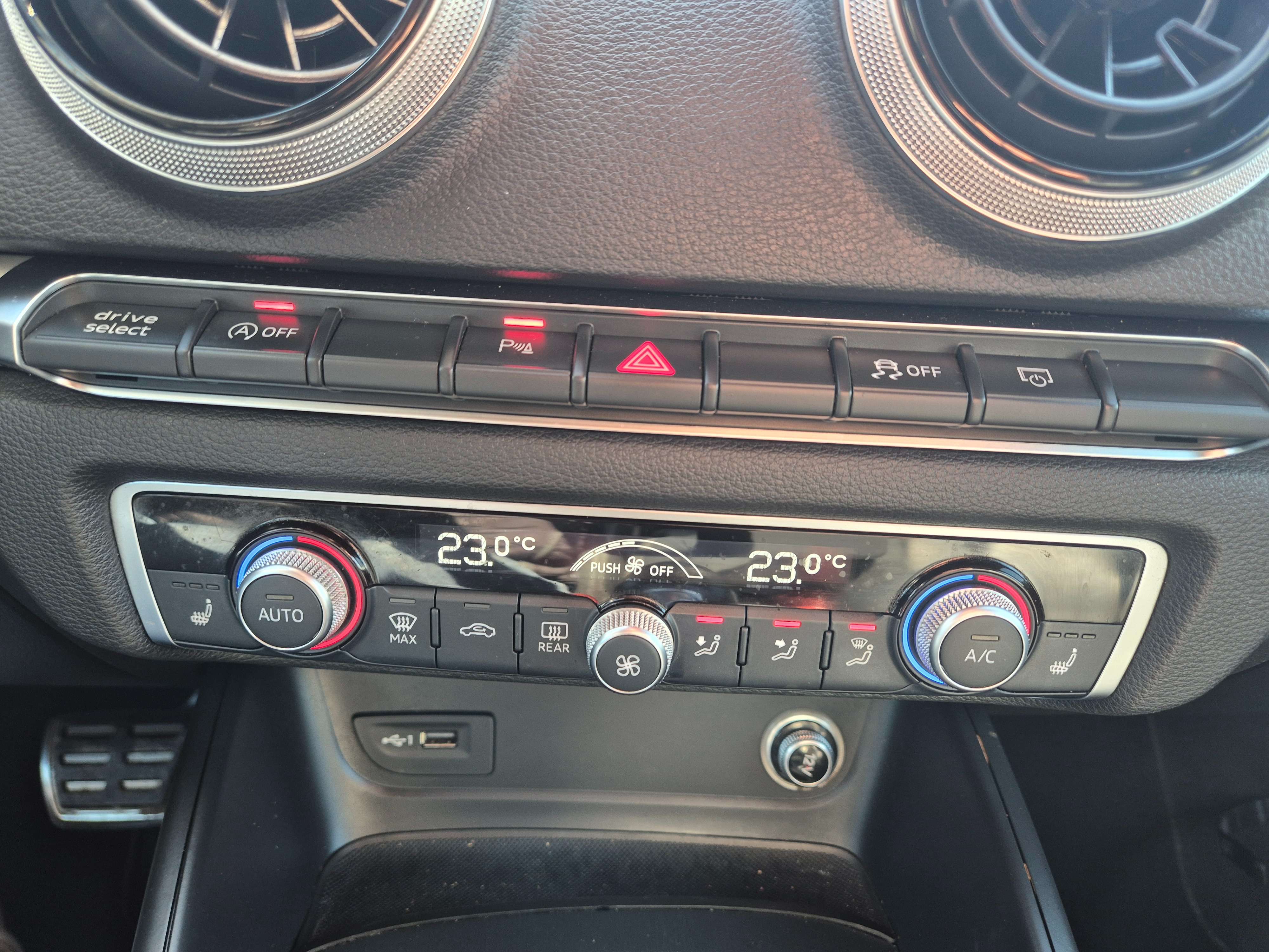 Audi A3 Sportback 35 TDi S tronic //CARPLAY//GARANTIE 12M