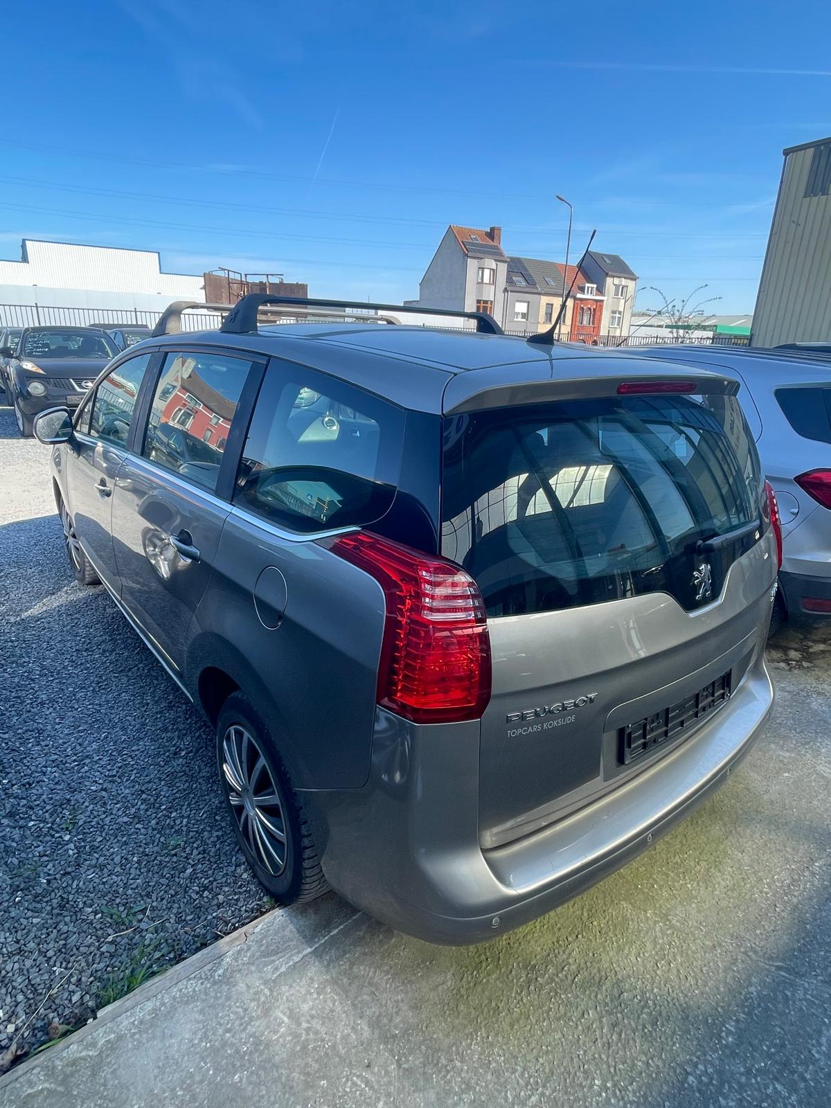 Peugeot 5008 1.6 HDI FAP 112 STYLE 7PL